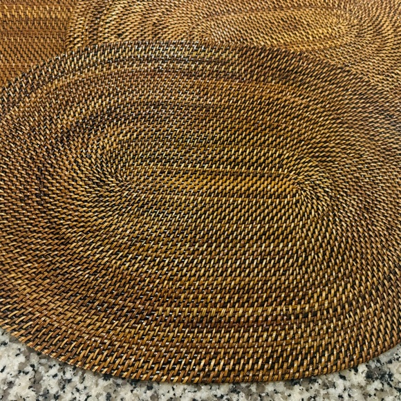 Rattan Placemats New MCM Style - Picture 3 of 4